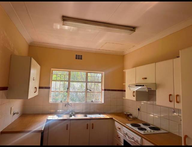 2 BEDROOM PROPERTY TO RENT IN MODDERFONTEIN